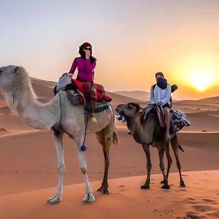 Merzouga Luxurious Tented Buitenkant foto