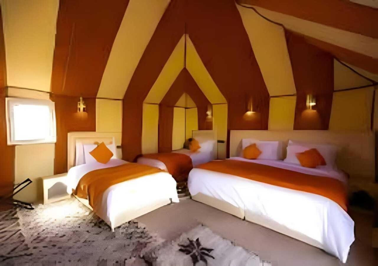 Merzouga Luxurious Tented Buitenkant foto