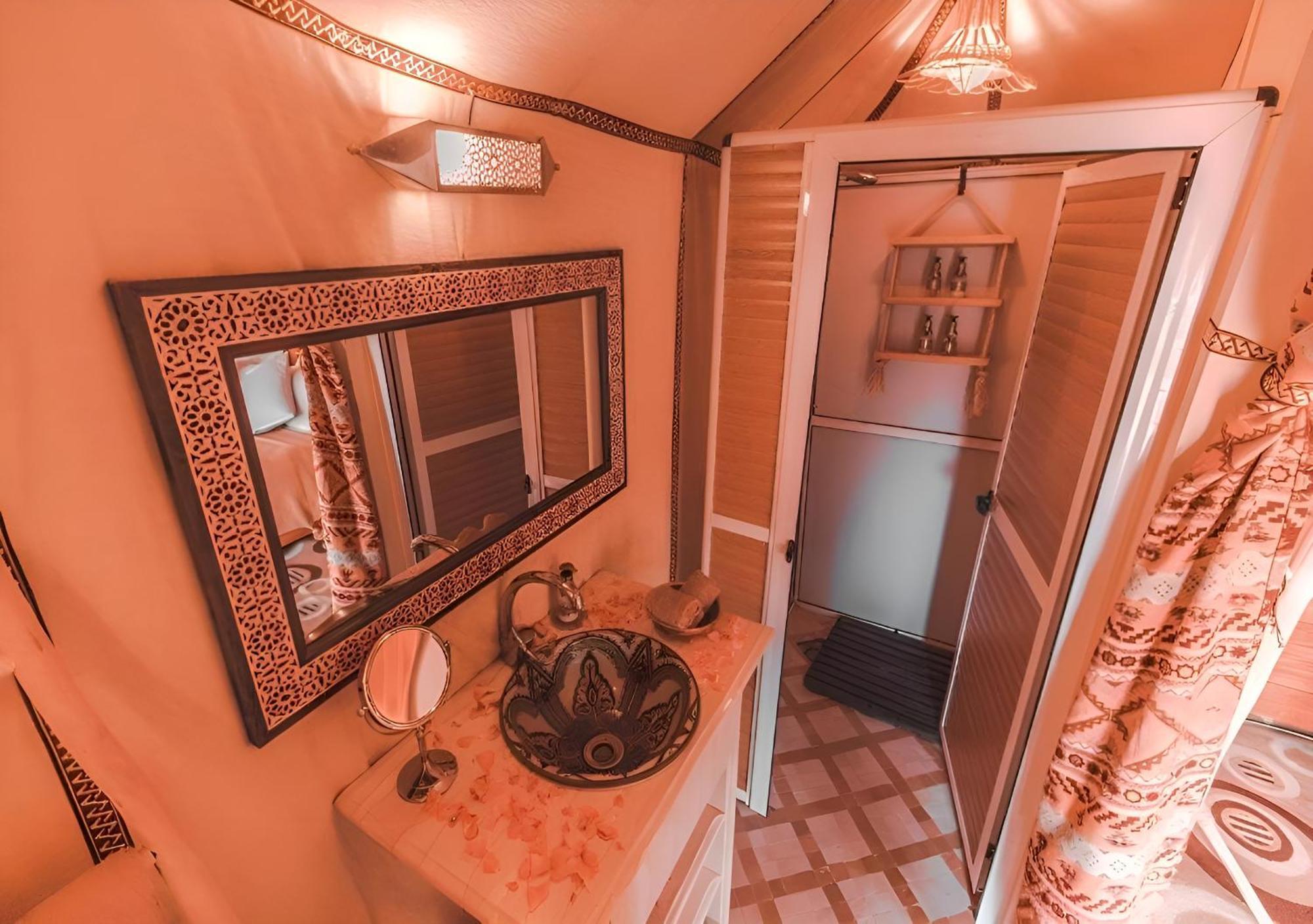 Merzouga Luxurious Tented Buitenkant foto